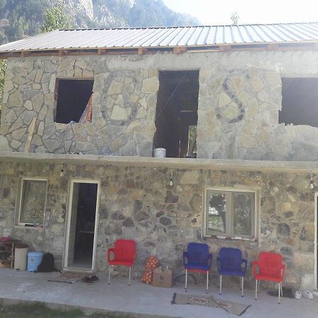 Guesthouse Arben Selimaj Bajram Curri Extérieur photo
